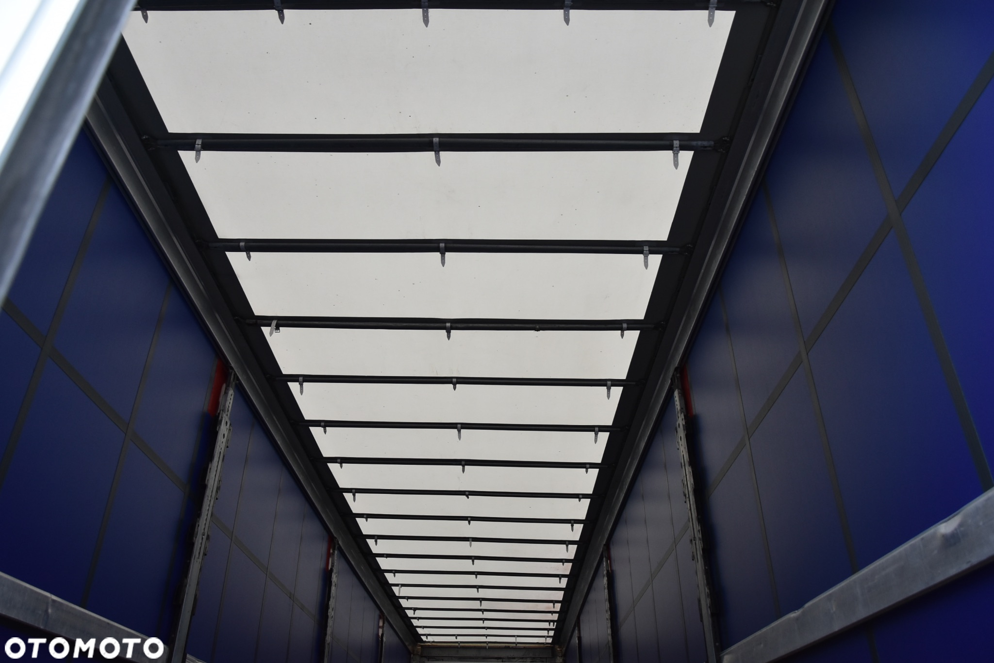 Schmitz Cargobull FIRANKA / VARIOS / COILMULDA /SŁUPKI ROZSUWANE - SYSTEM BDE / DACH PODNOSZONY / 4 POZIOMY JAZDY / OŚ PODNOSZONA  !!! JAK NOWA !!! - 25
