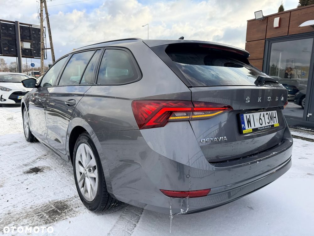 Skoda Octavia 2.0 TDI Ambition - 11