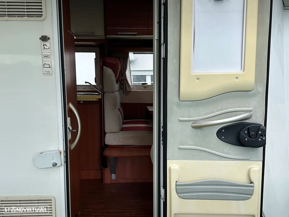 Laika Serie X X713r - 16