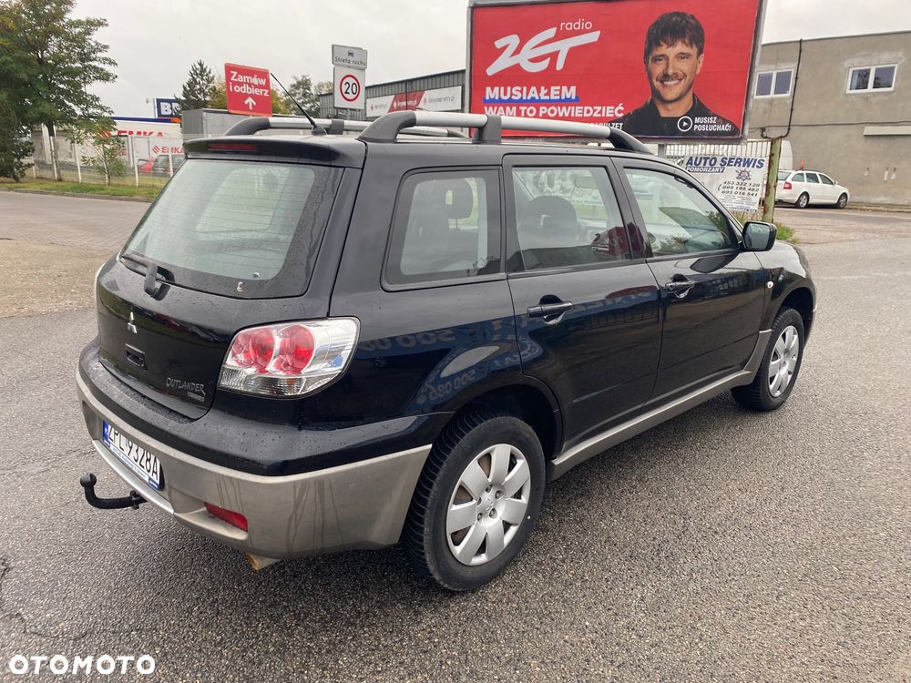 Mitsubishi Outlander 2.0 Comfort 4WD - 21