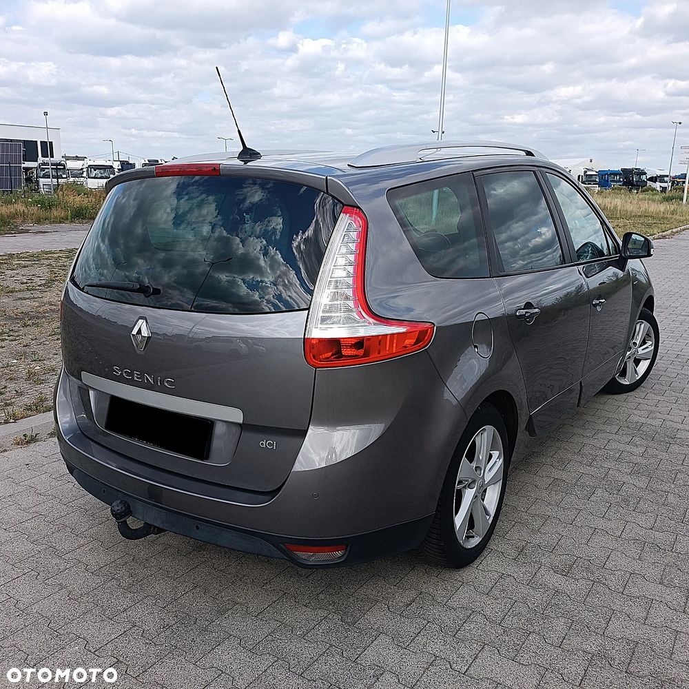 Renault Scenic dCi 110 LIMITED - 4