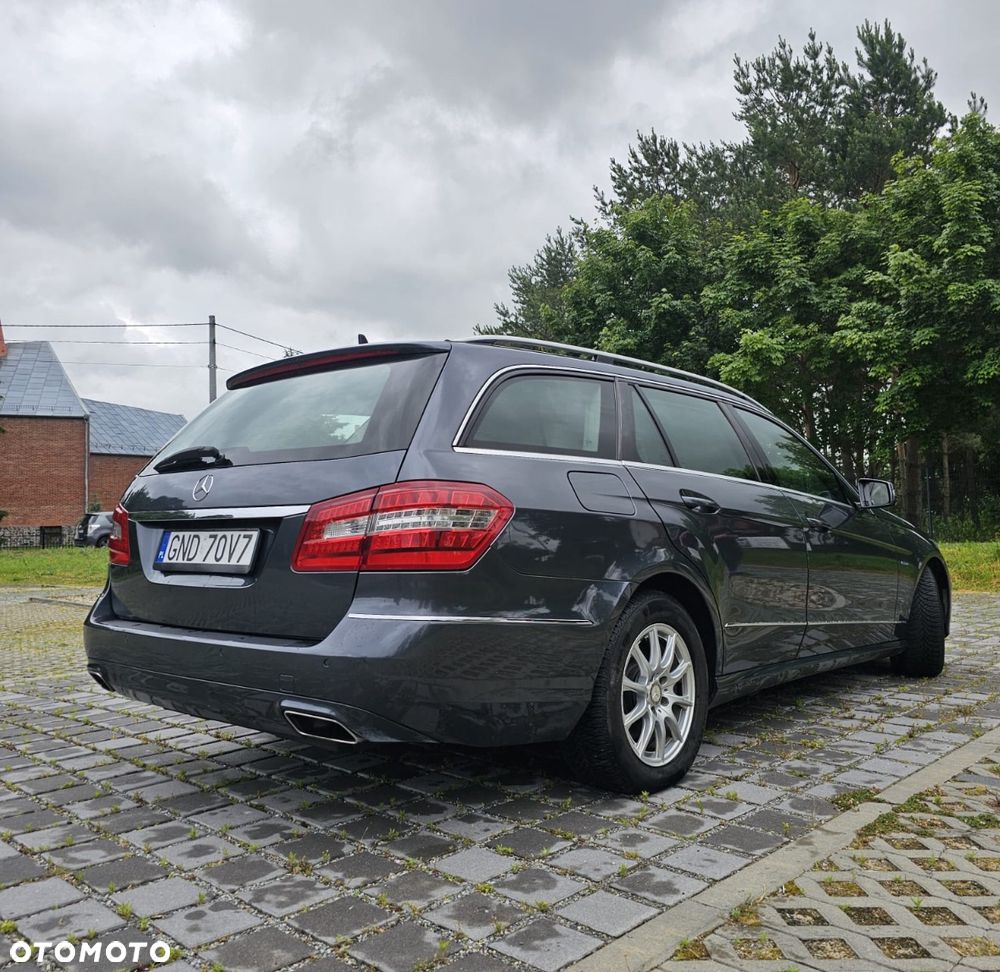 Mercedes-Benz Klasa E 350 CDI BlueEff Avantgarde - 2