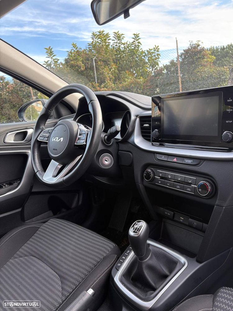 Kia XCeed 1.0 T-GDI Dynamic - 16