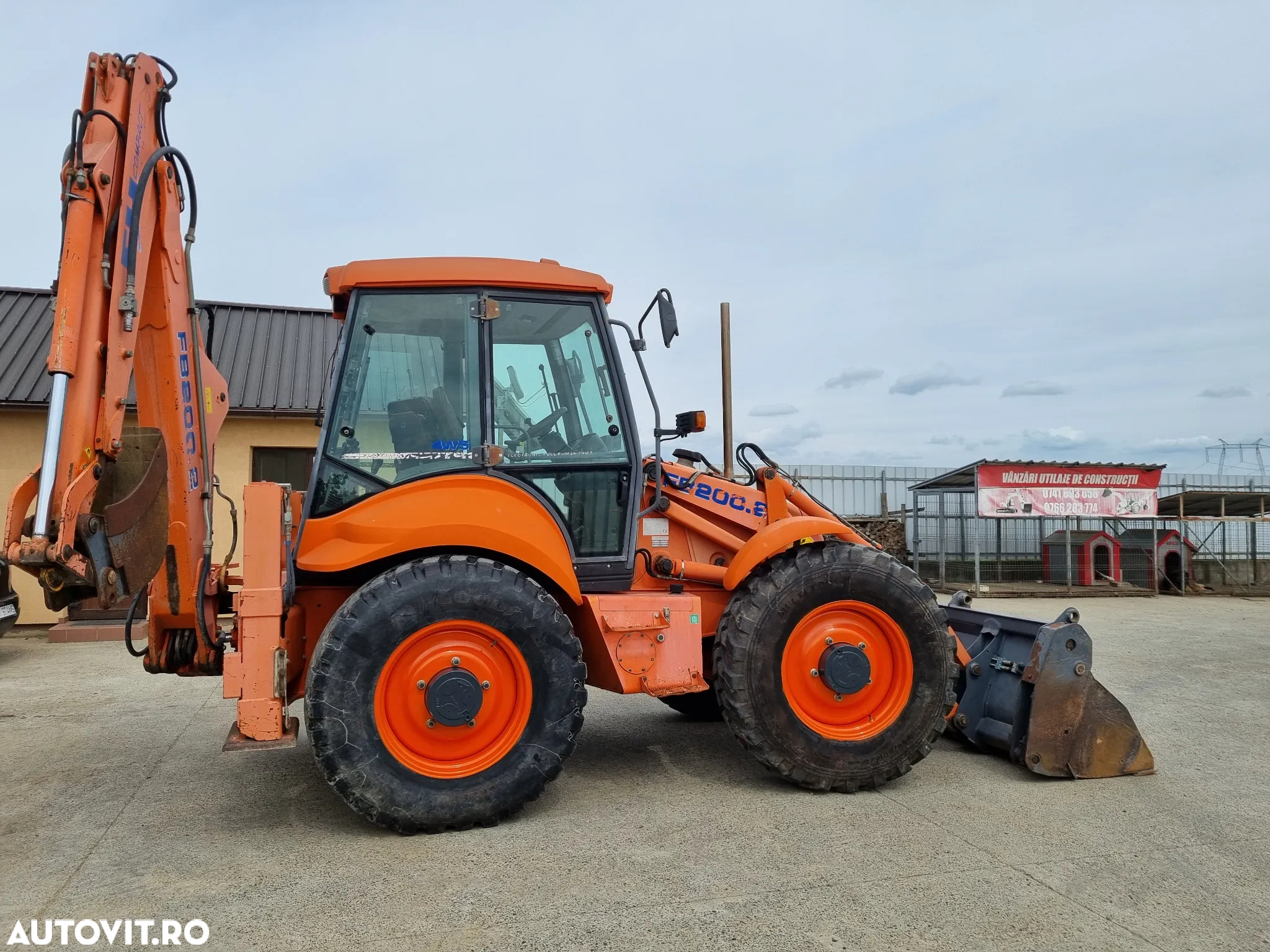 FIAT HITACHI FB 200.2 - 3