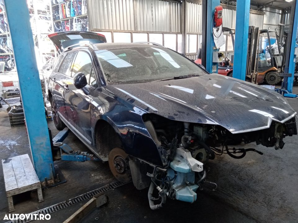 Dezmembrari  Citroen C5 2 (RD, TD)  2008  > 0000 3.0 HDi 240 Motorina - 2