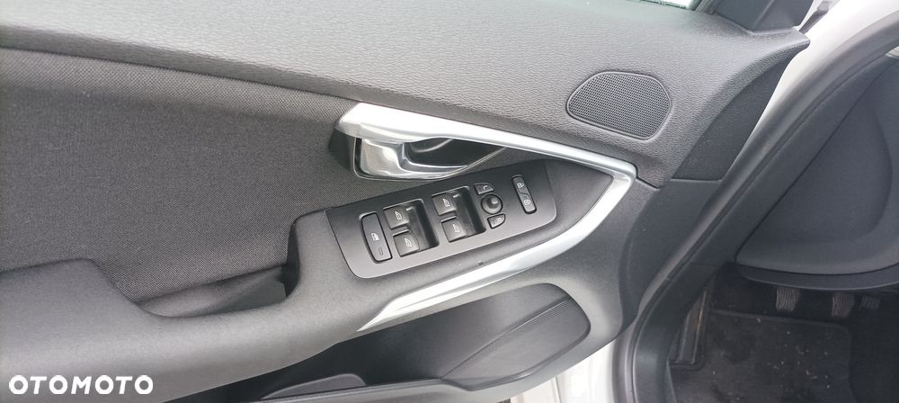 Volvo V40 D2 Drive-E Kinetic - 9