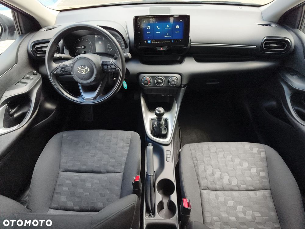 Toyota Yaris 1.5 Comfort - 12