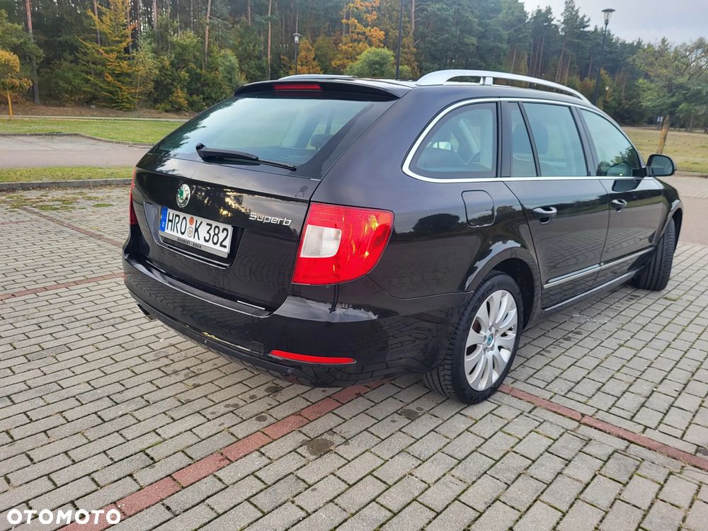 Skoda Superb 2.0 TDI Comfort DSG - 5