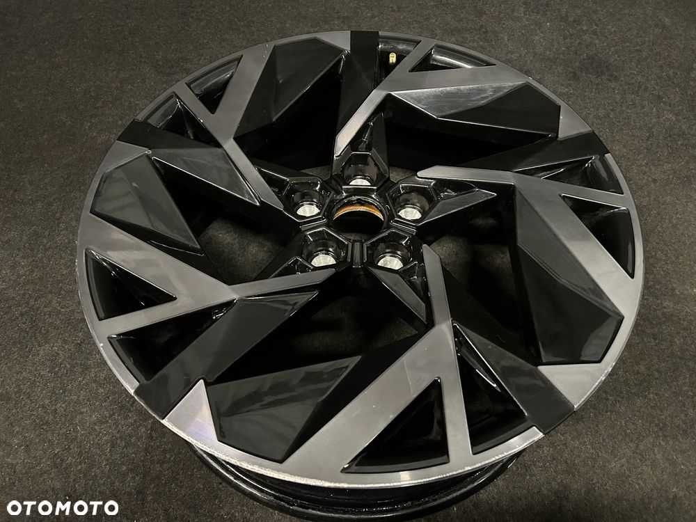 Alufelga Renault Captur II 19 cali 5x114,3 1szt. 403007989R - 2