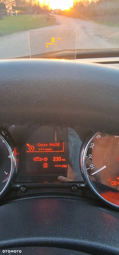 Peugeot 3008 1.6 THP Style - 25