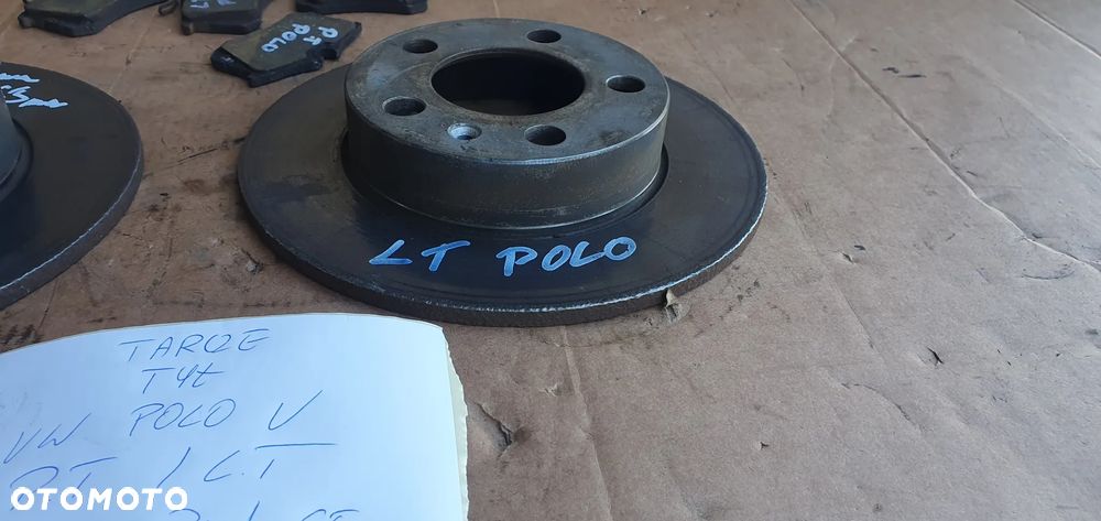 Tarcze klocki hamulcowe tył tylne 230mm VW Polo V 6R 1.4 - 4