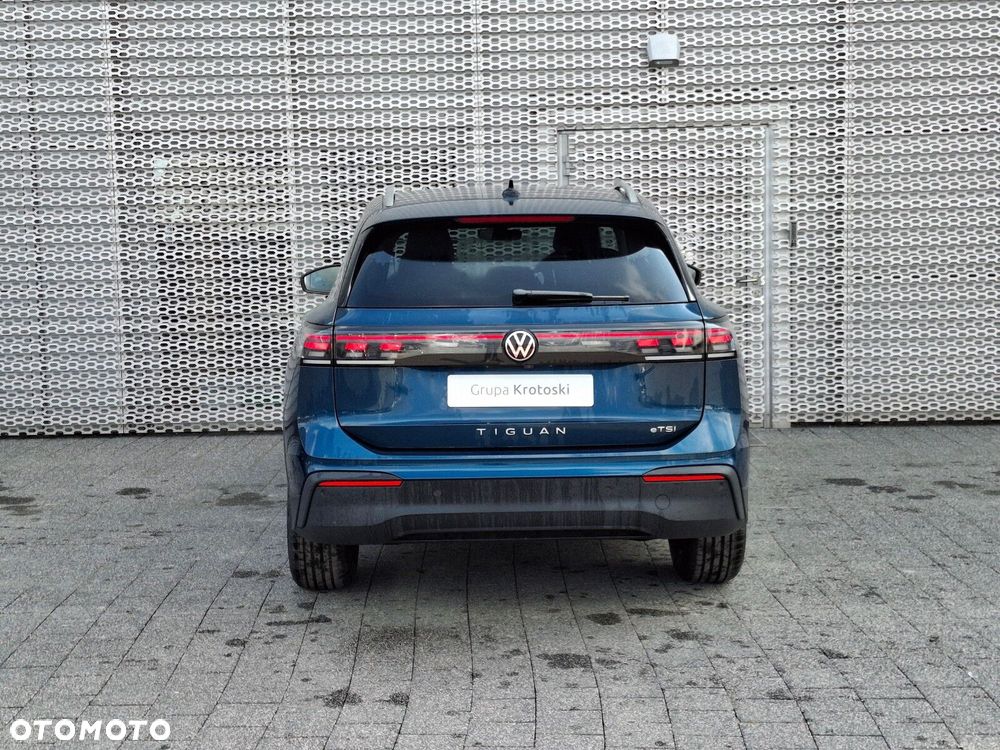 Volkswagen Tiguan - 6