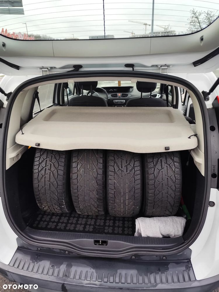 Renault Scenic 1.5 dCi Exception - 9