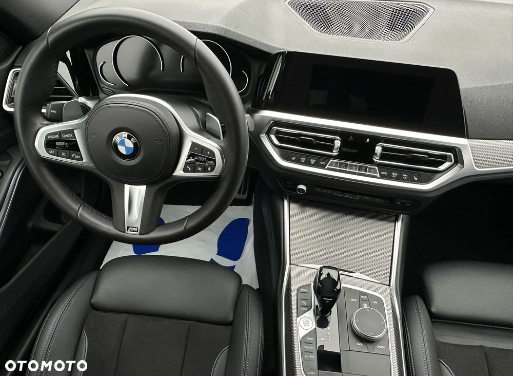BMW Seria 3 320i xDrive M Sport - 18