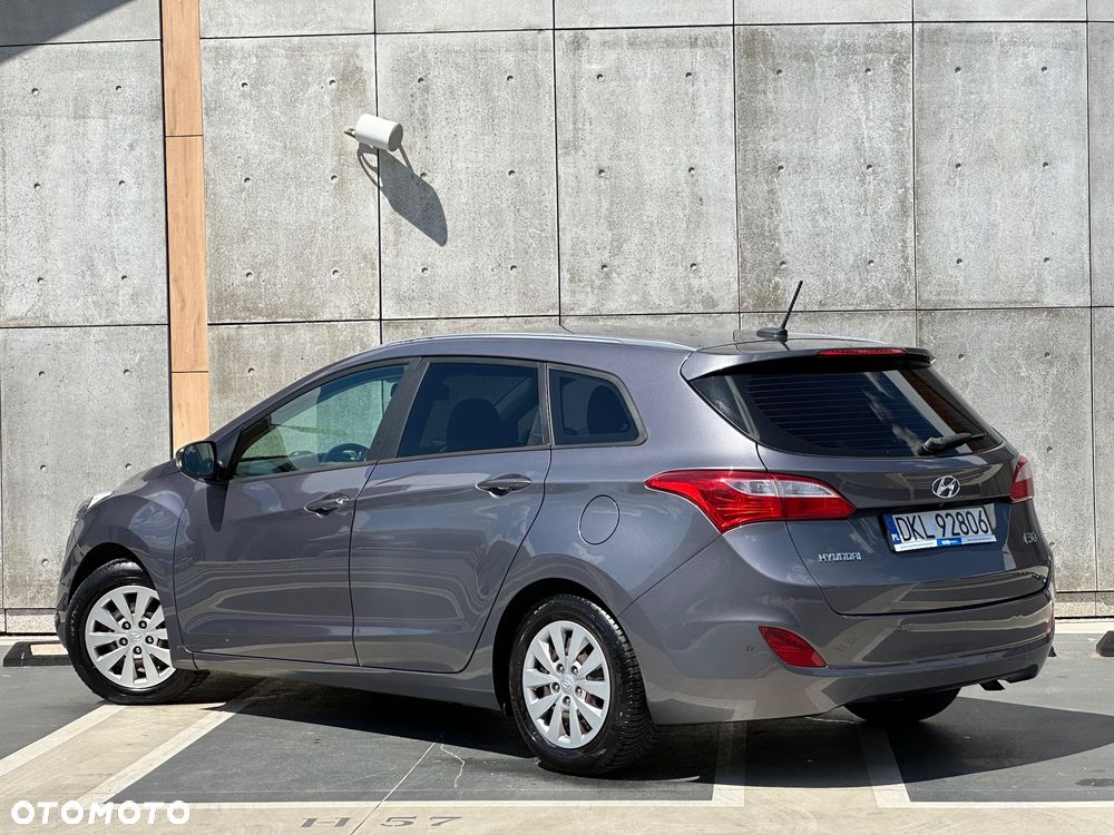 Hyundai i30 1.6 CRDi BlueDrive Comfort - 4