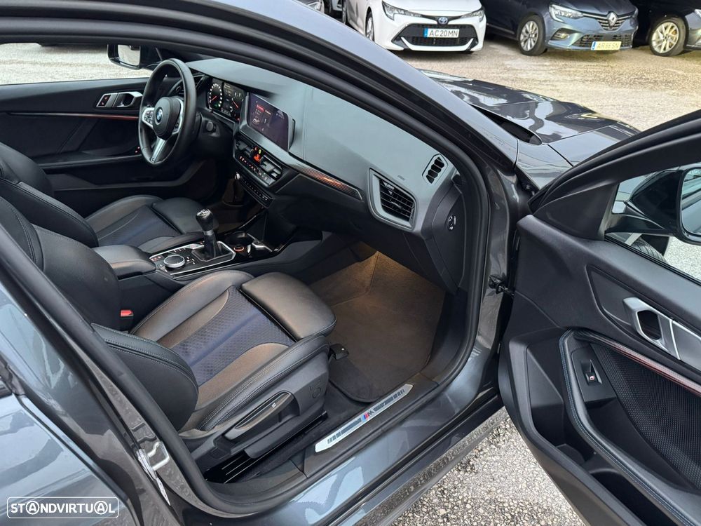 BMW 116 d Pack Desportivo M - 45