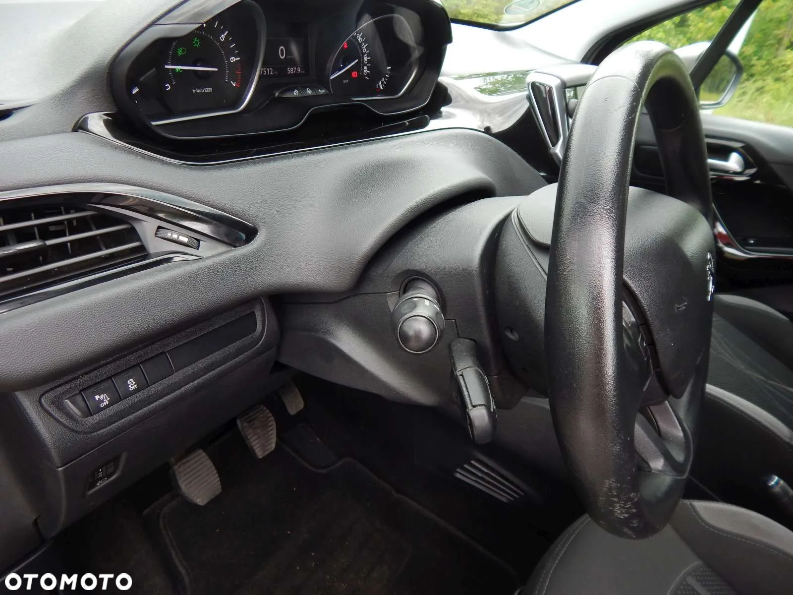 Peugeot 208 1.2 VTi Business Line - 17