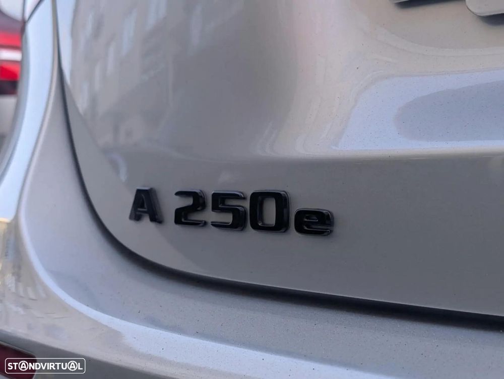 Mercedes-Benz A 250 e 8G-DCT Progressive Advanced - 10