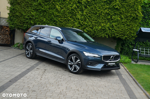 Volvo V60 Cross Country D4 AWD Geartronic Pro