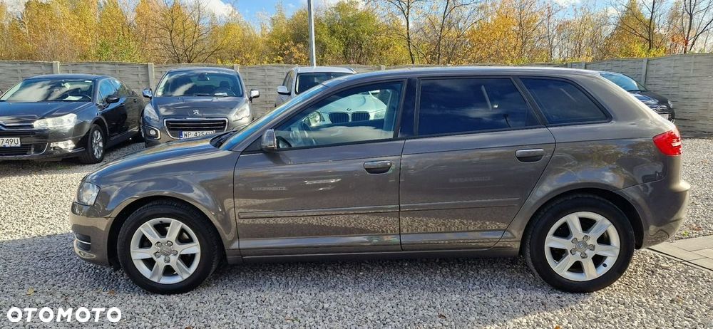 Audi A3 Sportback - 5