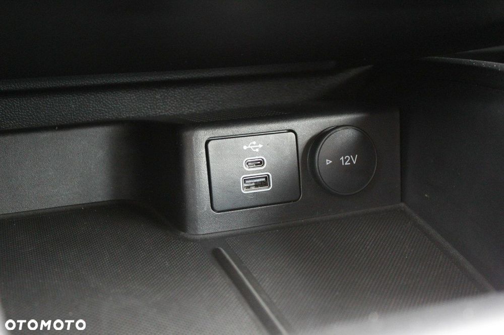 Ford Focus 1.0 EcoBoost Titanium - 29