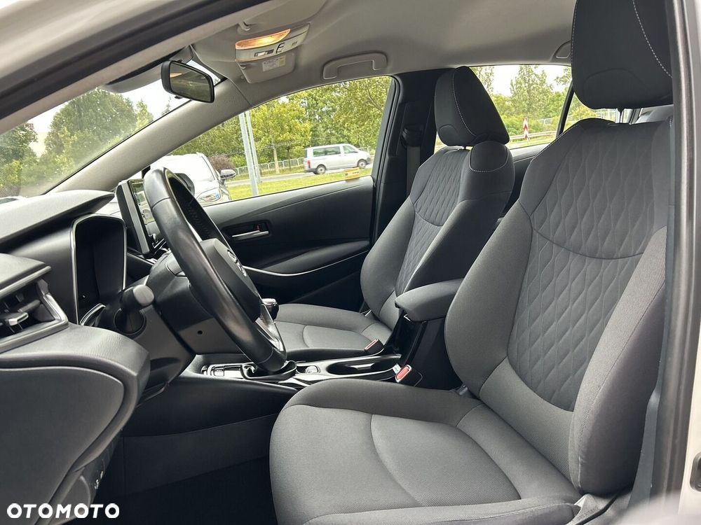 Toyota Corolla - 9