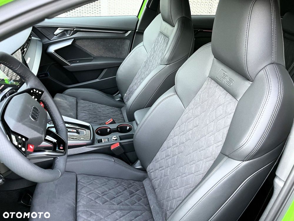 Audi RS3 Sportback - 16