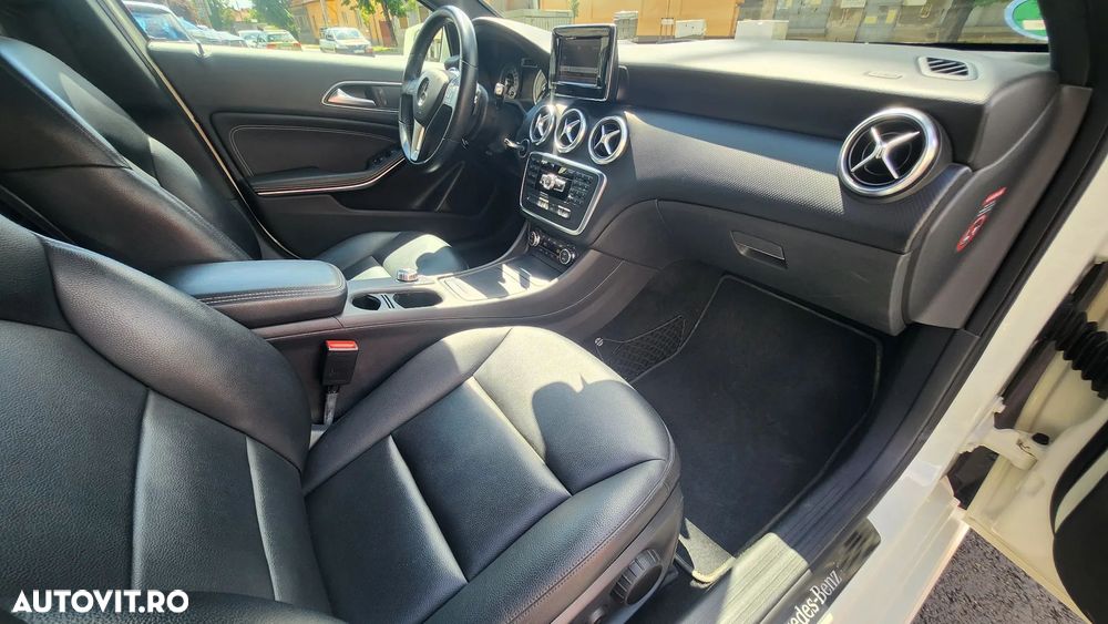 Mercedes-Benz A 220 CDI (BlueEFFICIENCY) 7G-DCT - 19