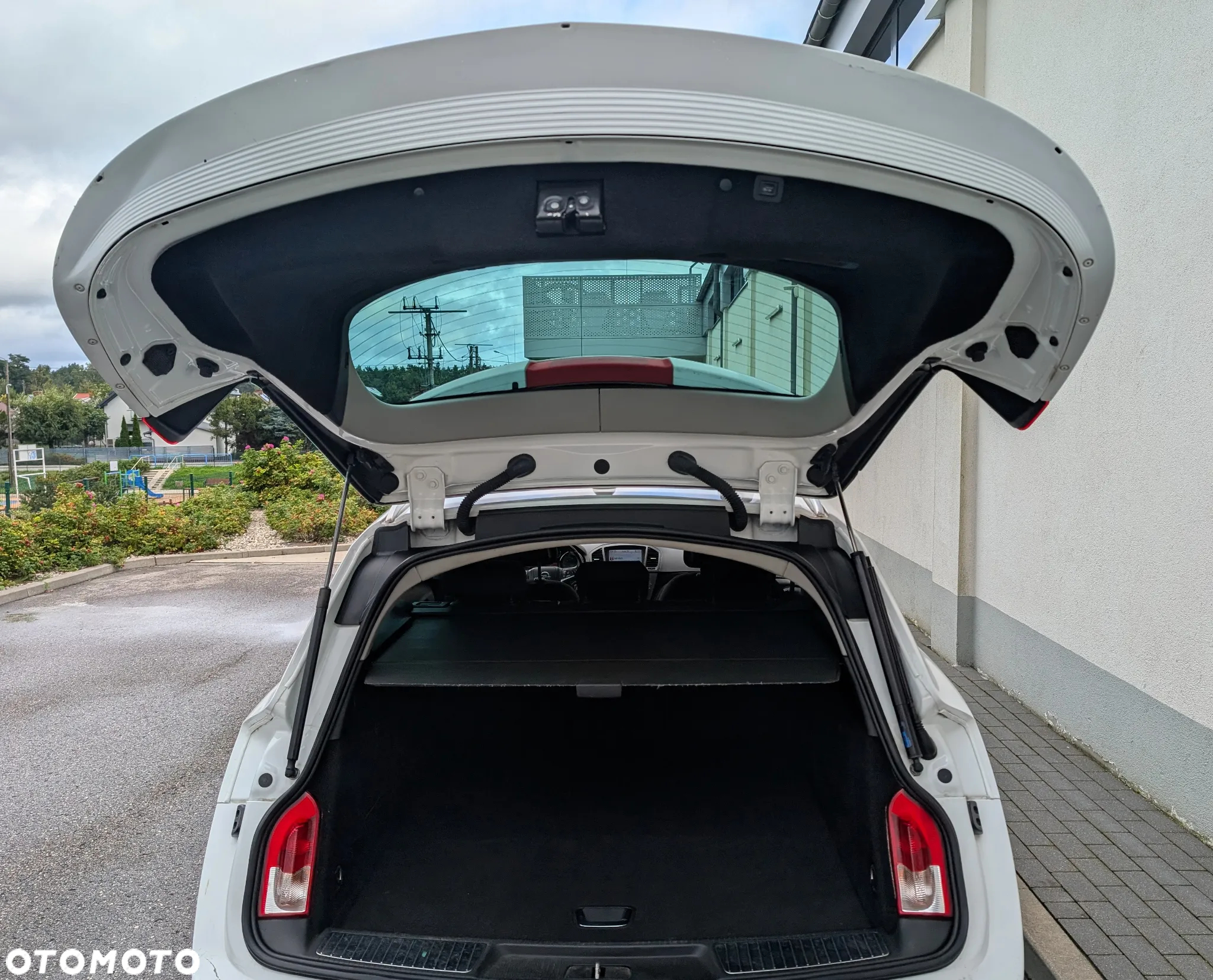 Opel Insignia 2.0 CDTI Sports Tourer Automatik - 19
