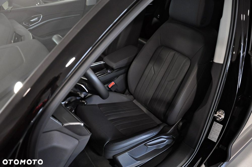 Audi e-tron - 12