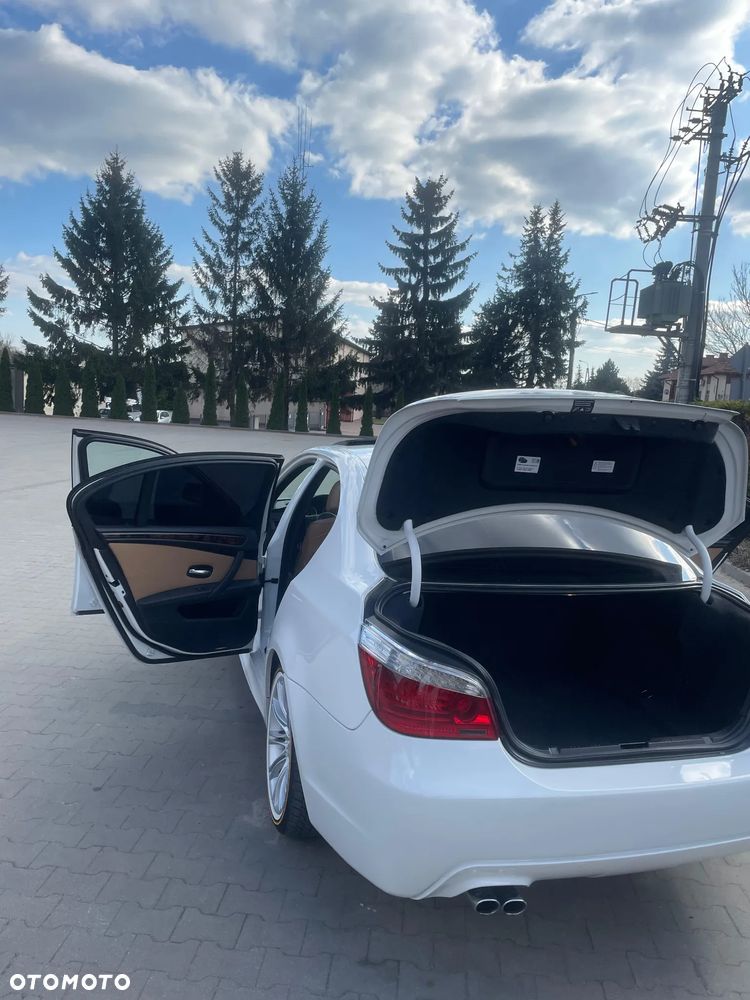BMW Seria 5 - 11