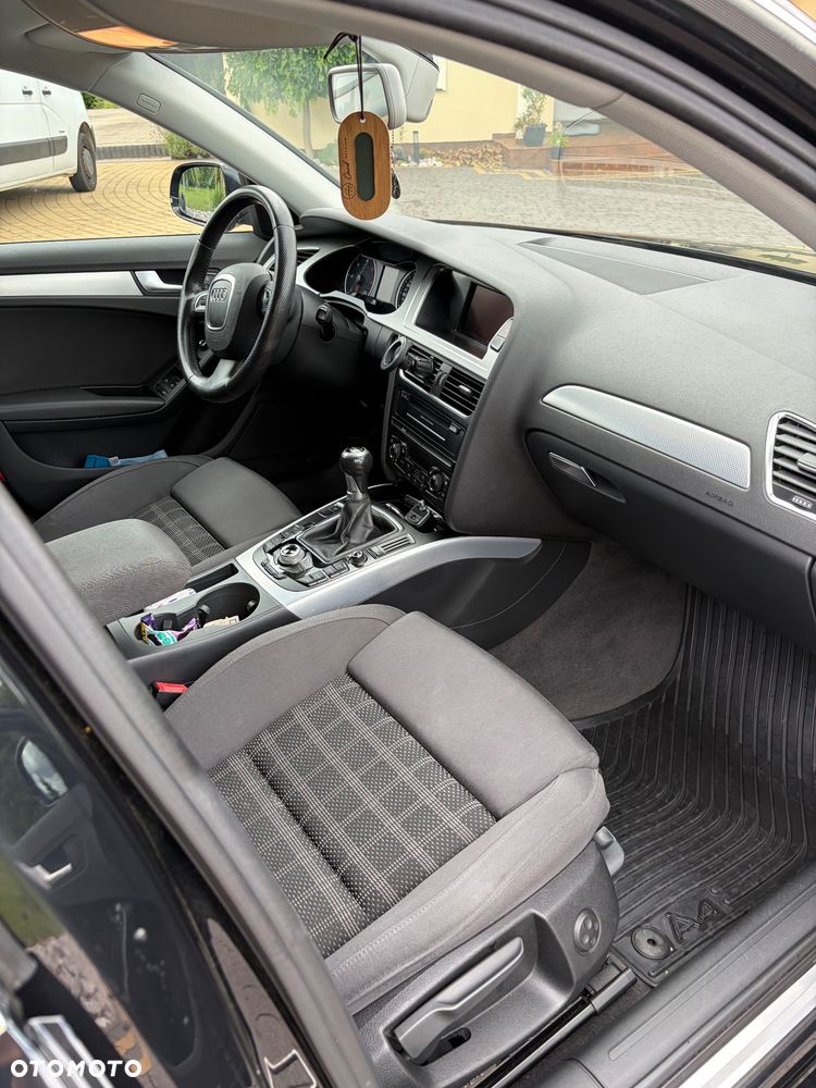Audi A4 Avant 2.0 TDI - 14