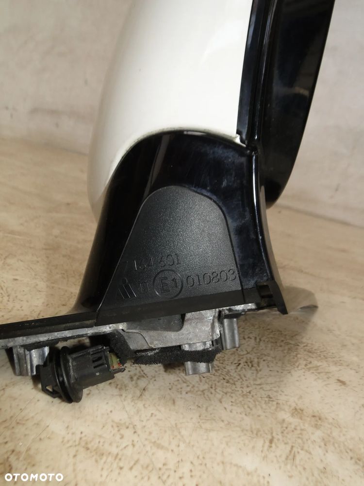 BMW 1 E81 E82 LIFT LUSTERKO LEWE 3 PIN EUROPA - 9