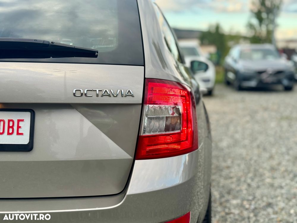 Skoda Octavia 1.6 TDI DSG Style - 13