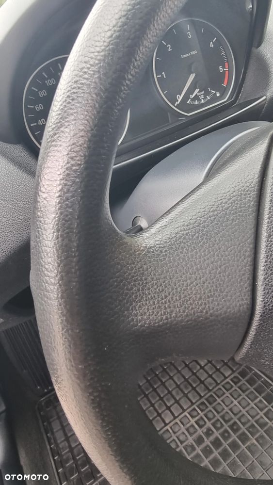 BMW Seria 1 118d - 25