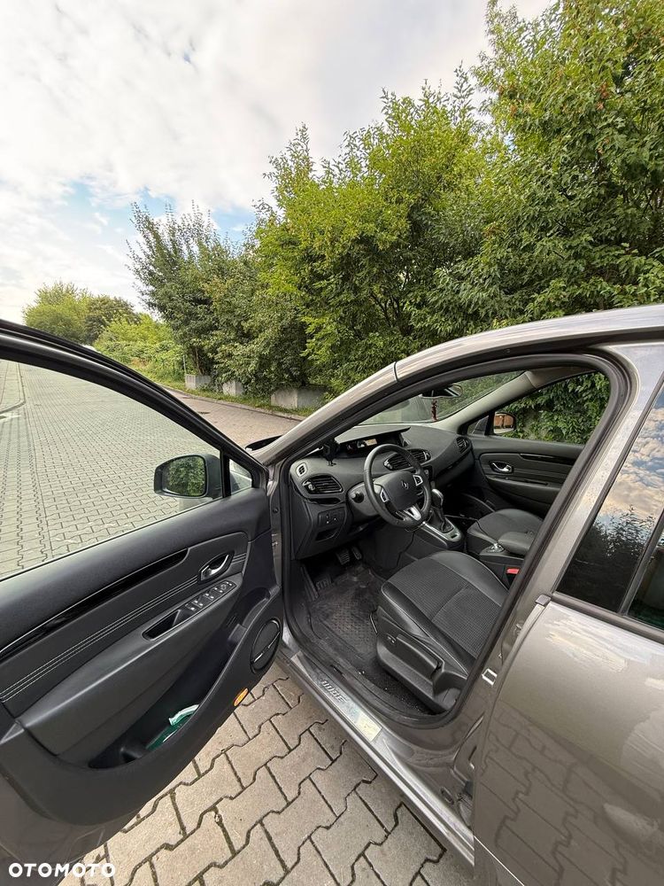 Renault Scenic 1.5 dCi Tech Run EDC - 14