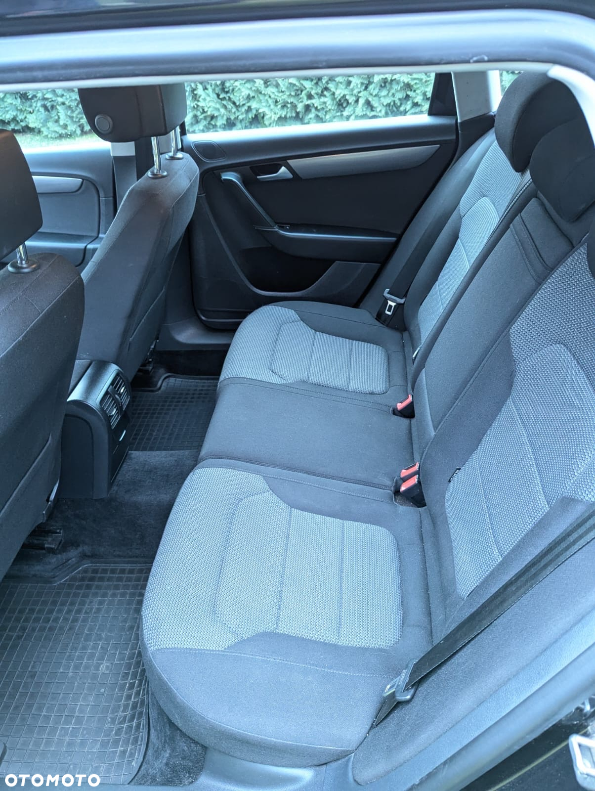 Volkswagen Passat 2.0 TDI Comfortline DSG - 16