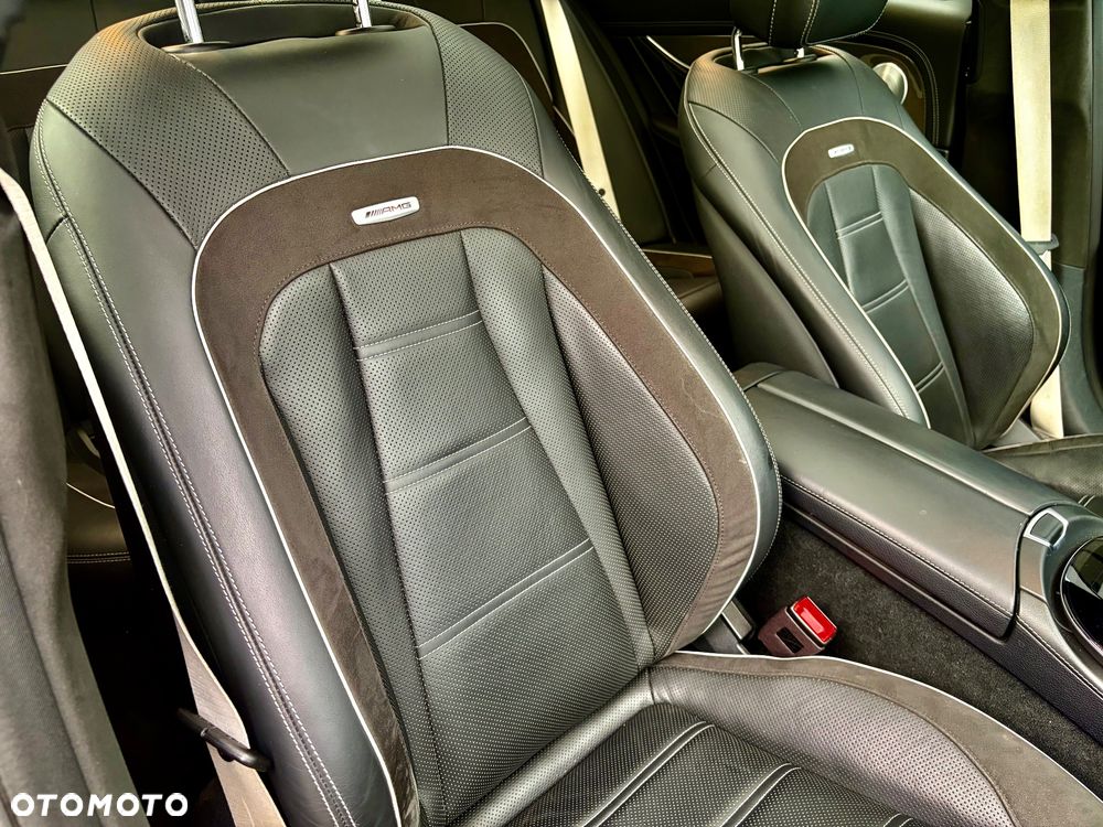 Mercedes-Benz Klasa E AMG 63 S 4Matic+ 9G-TRONIC - 16
