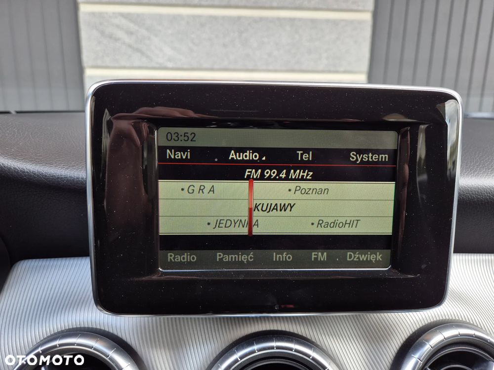 Mercedes-Benz CLA - 9