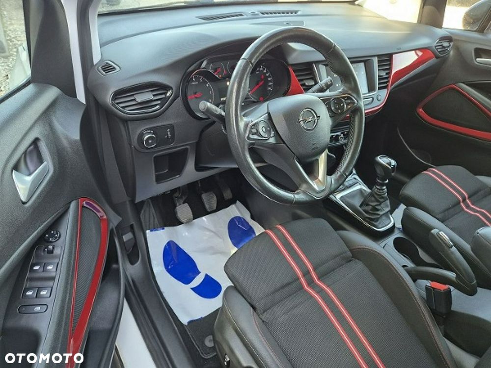 Opel Crossland X - 19