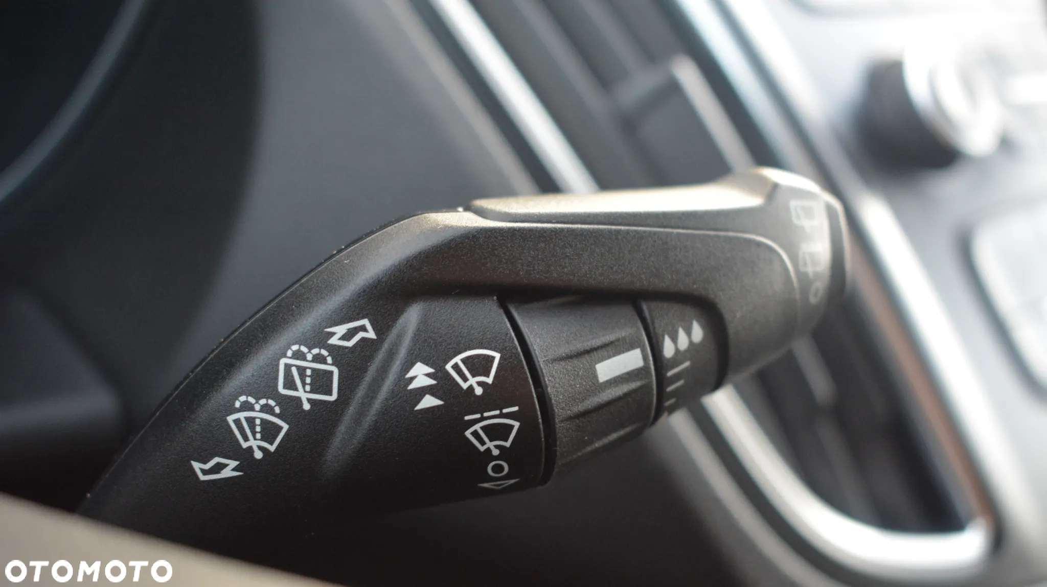 Ford Grand C-MAX - 30