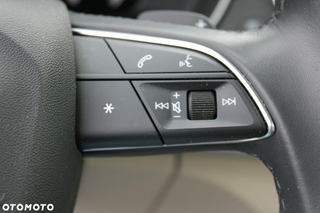 Audi Q5 Sportback - 30