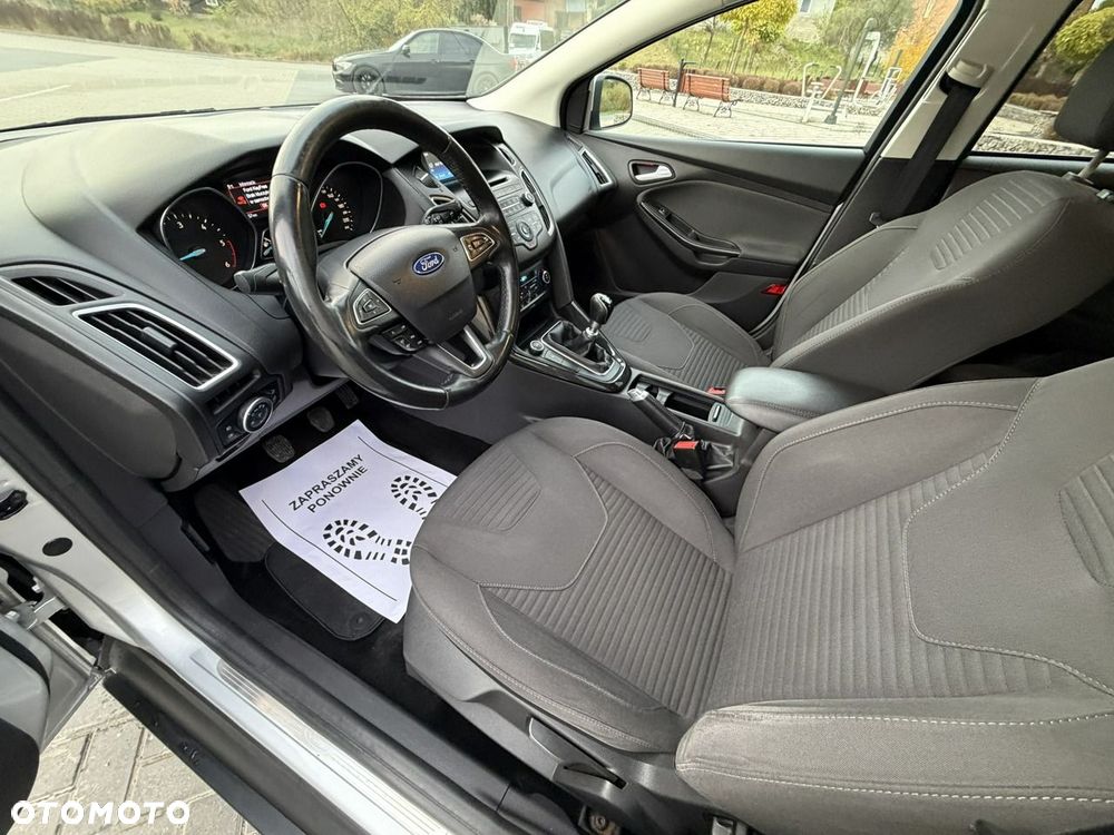 Ford Focus - 15