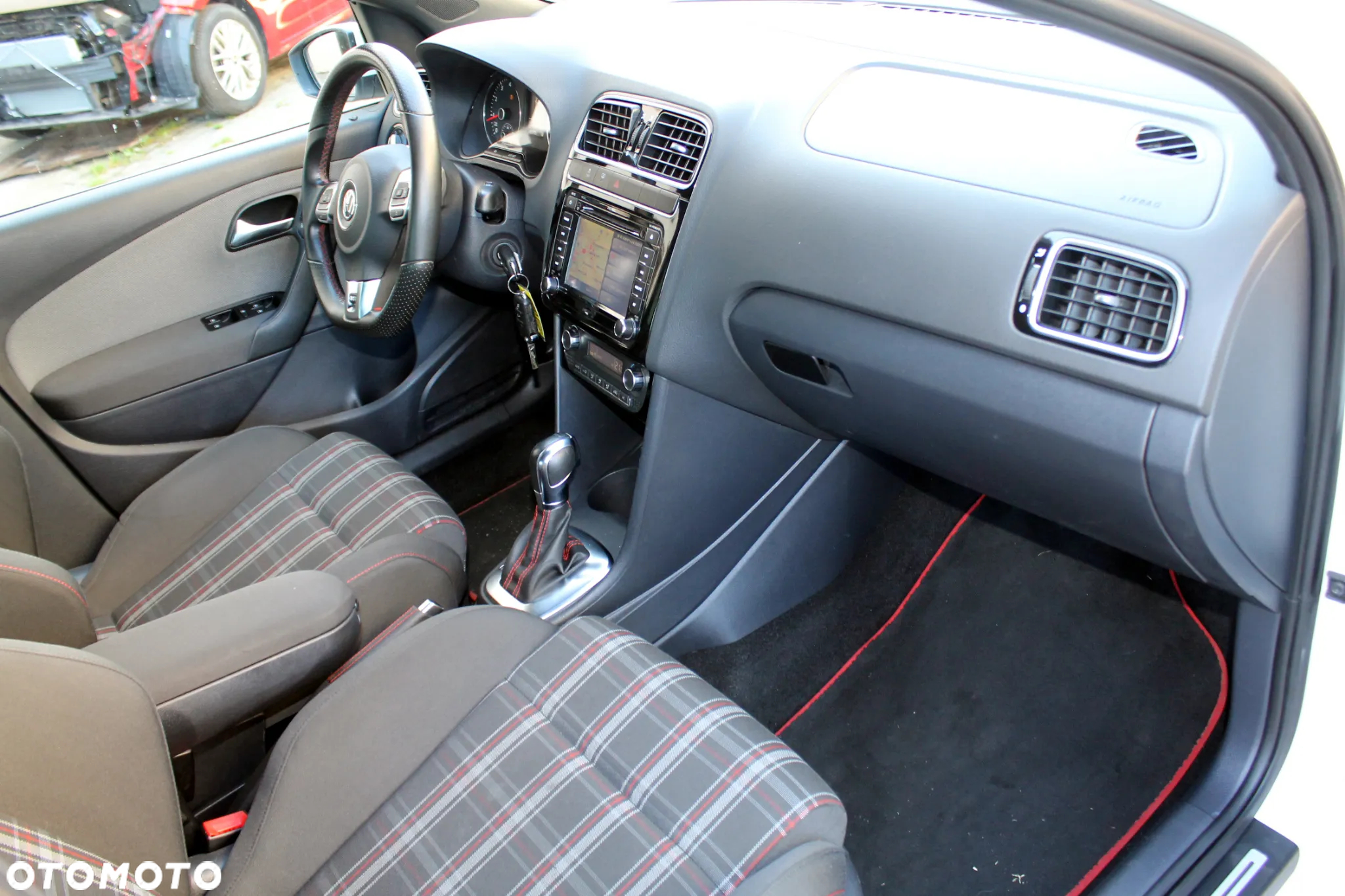 Volkswagen Polo - 10