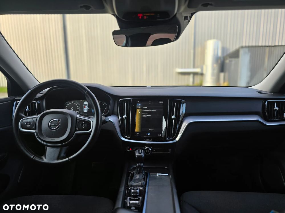 Volvo V60 D4 AWD Geartronic Momentum - 3