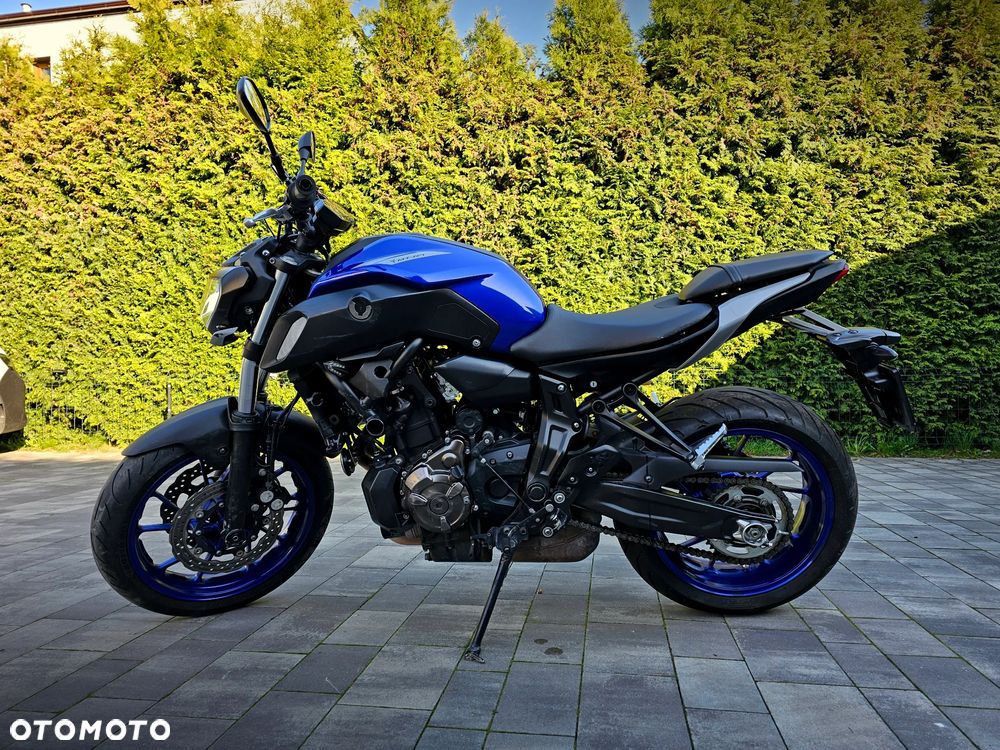 Yamaha MT - 2