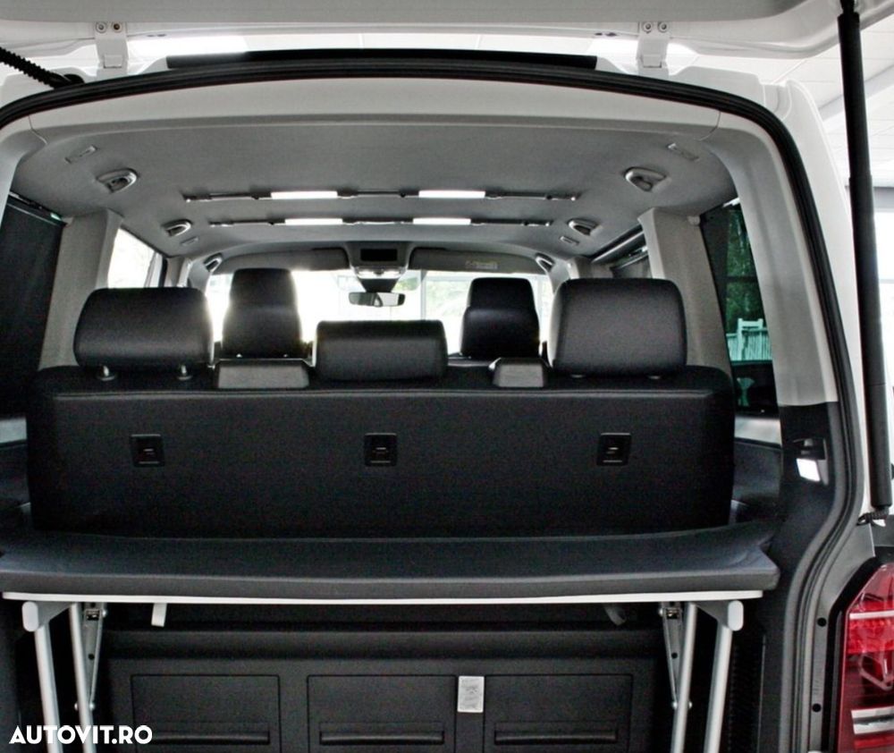 Volkswagen Multivan - 13