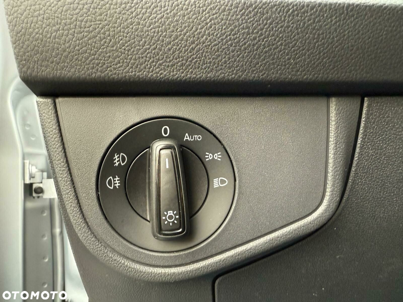 Volkswagen Taigo 1.5 TSI ACT Style DSG - 17