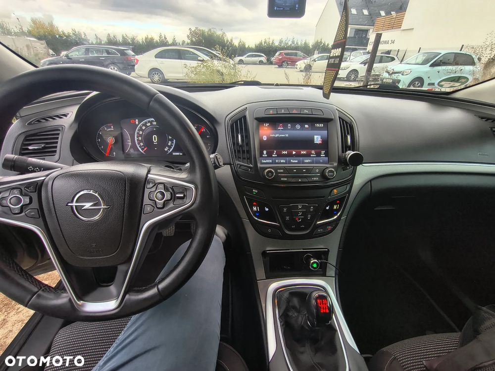 Opel Insignia - 16