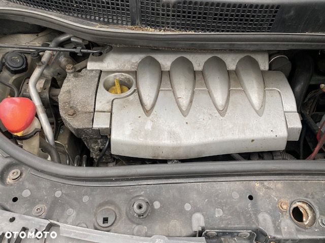 Silnik 1.6 16V Scenic II Megane II kompletny - 1